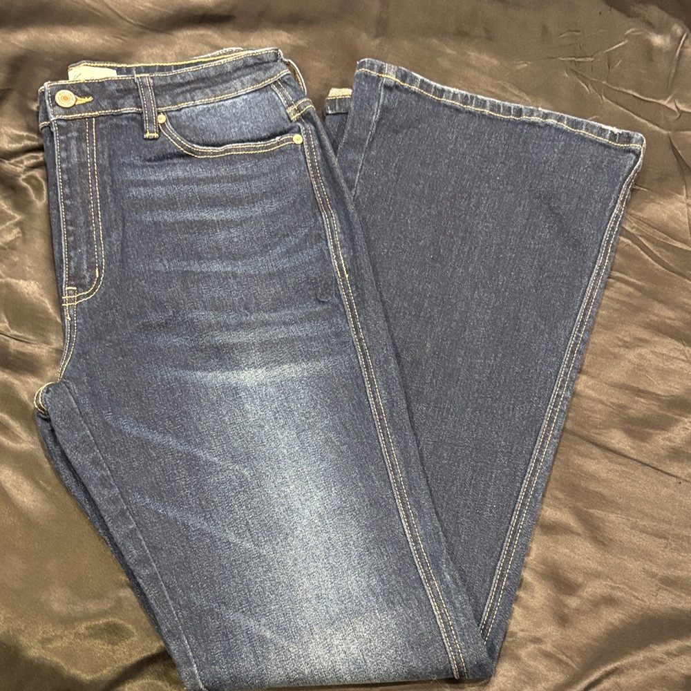 NWOT KanCan Dark Blue Straight Leg Jeans - Picture 1 of 4